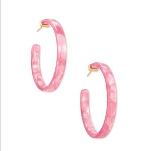 Kendra Scott Small Kash Hoop Earrings in Deep Blush Acetate